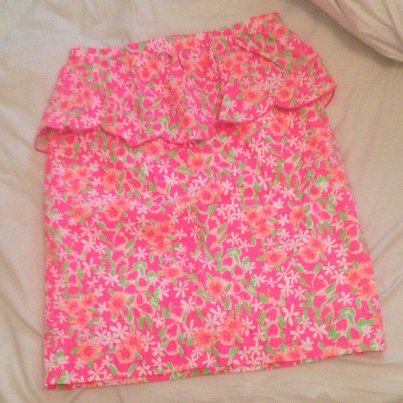 Lilly Pulitzer Pink Peplum skirt