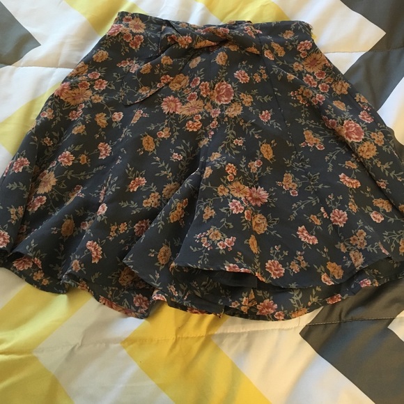 Retro shorts the look like a skirt