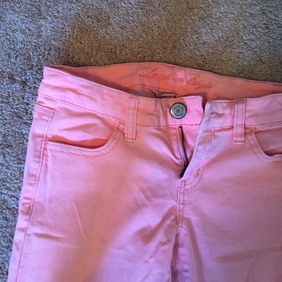 American Eagle pink skinny jeans - Picture 2 of 3