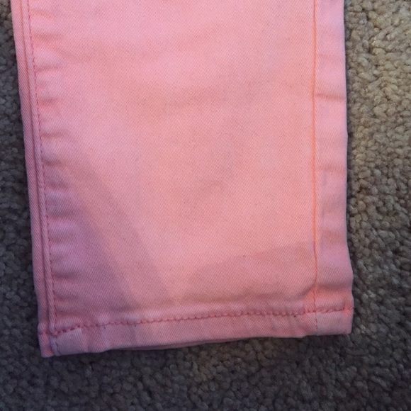 American Eagle pink skinny jeans - Picture 3 of 3