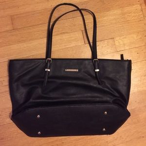 Nine West black tote