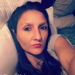 Meet your Posher, Shena