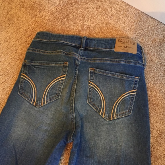Hollister light wash jeans - Picture 4 of 4