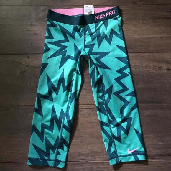 Nike Pros Capri length Sz xs