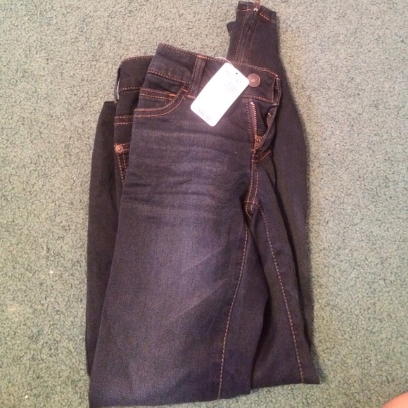 NWT Delias "Olivia" Jeans