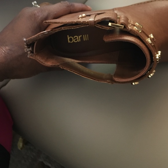 Bar III booties 9.1/2 NWT - Picture 3 of 4