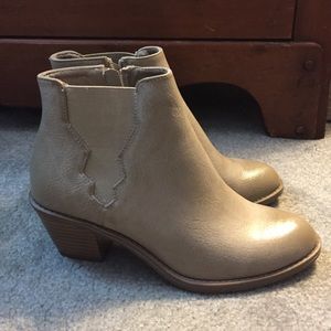 Sonoma Lifestyle booties