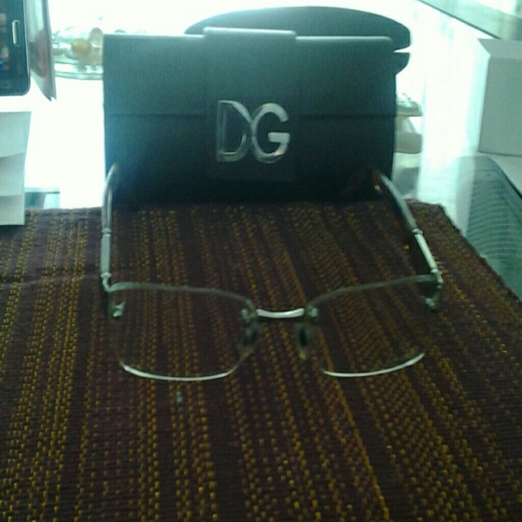 Dolce  &  Gabbana Glasses