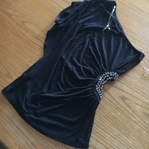 One shoulder cut out side top - Picture 1 of 2
