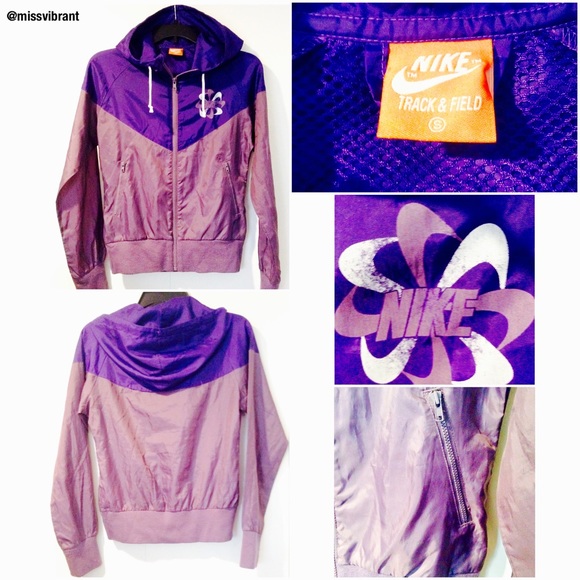 Nike Brand, Purple, Windrunner Jacket w/Hoody, SM.
