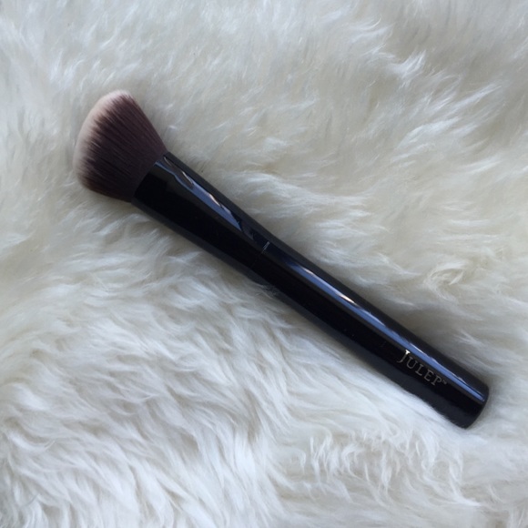 Blush/Bronzer Brush