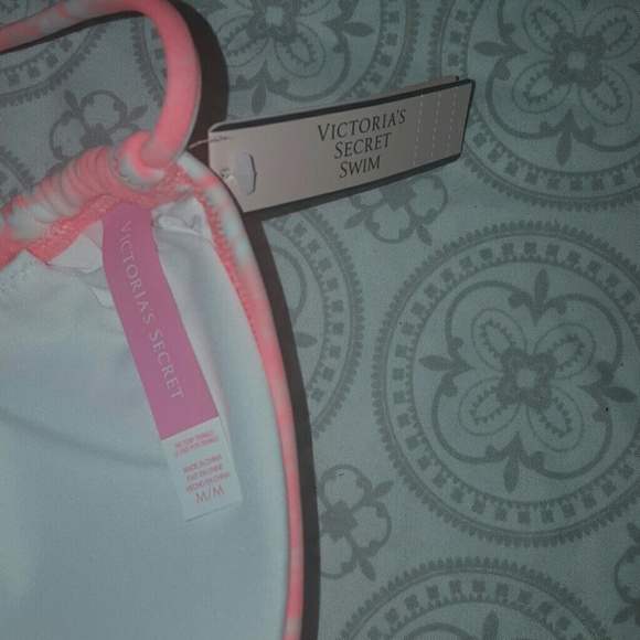 VS "The Flounce" Teeny Bikini Top NWT - Picture 3 of 4