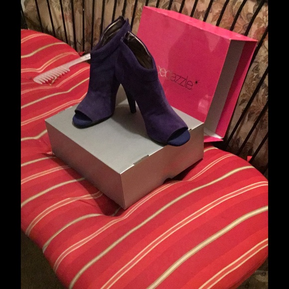 Booties Blue