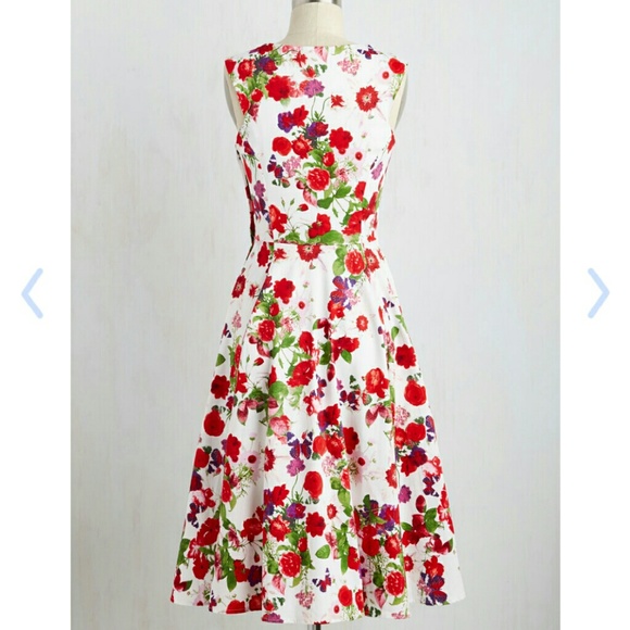 Modcloth Berry dress NWOT - Picture 2 of 3