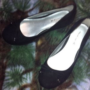 Cute little girls American Eagle dress shoes