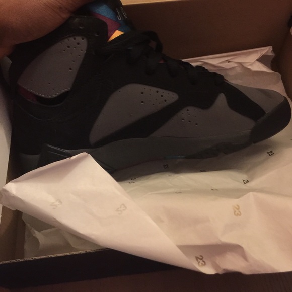 Retro 7 - Picture 2 of 4