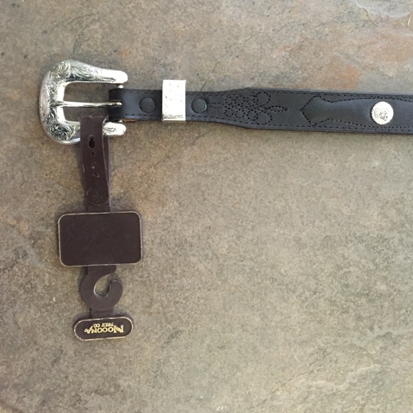 Nocona western belt