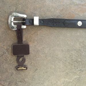 Nocona western belt