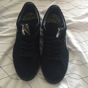 Black history month Pumas