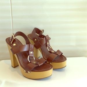 Mossimo brown sandals