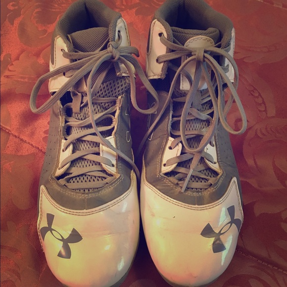 Boys Under Armour Baseball Cleats