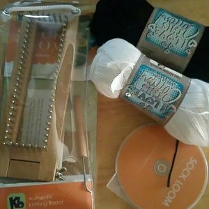 Sock loom, yarn, knitting tools