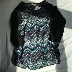 Patterned small Hippie Rose flowy mid-sleeve shirt