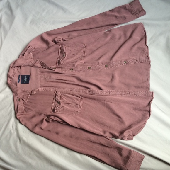 American Eagle Button Up - Picture 4 of 4