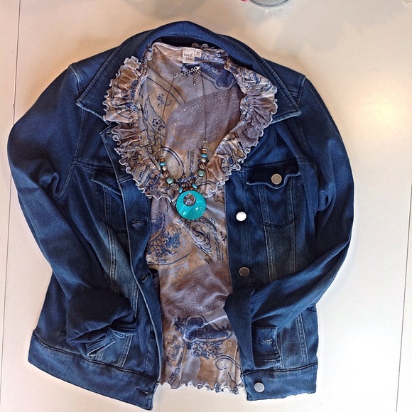 Anthropologie Sweet Pea top. Excellent condition - Picture 2 of 2