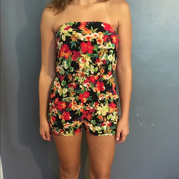 Flowered romper