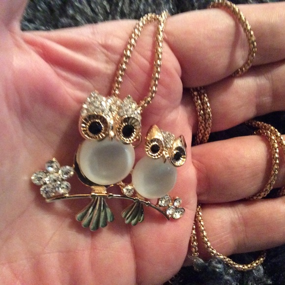 Betsey Johnson Jewelry - 💋 BETSEY JOHNSON "ARTWEAR" NECKLACE 💋