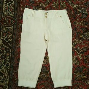 White Capri Pants