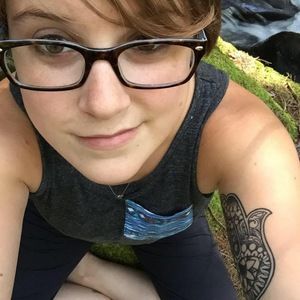 Meet your Posher, Lauren