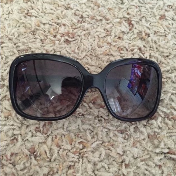 Chanel Sunglass