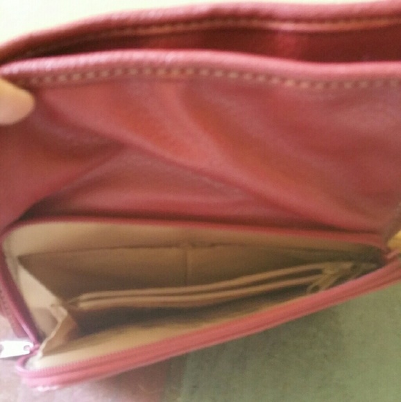 LAURA SCOTT WINE COLOR HANDBAG PURSE - Picture 4 of 4