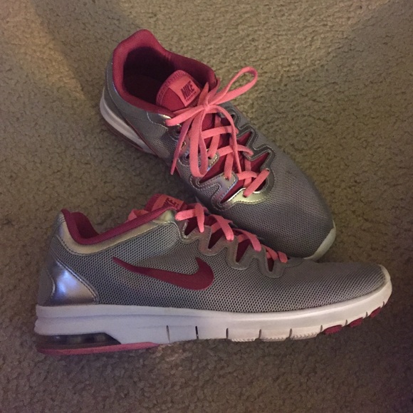 Nike training sneakers - Picture 1 of 1