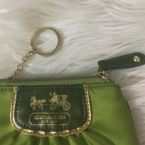 Green coach coin purse - Picture 2 of 4