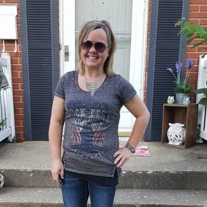 Meet your Posher, Jenn