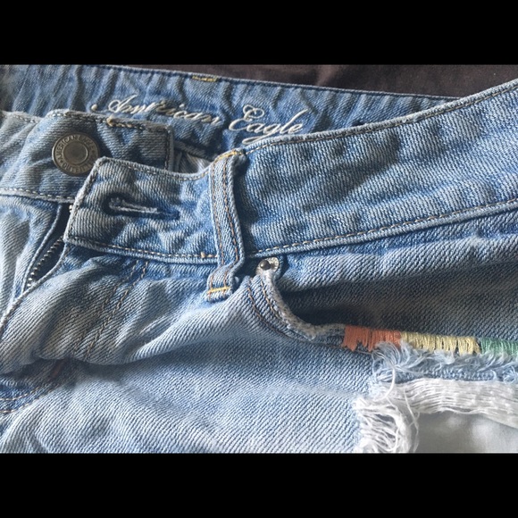 American Eagle jean shorts size 8 - Picture 2 of 4