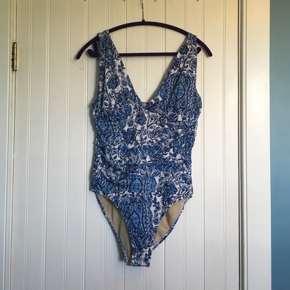 NWT Garnet Hill Blue and White One Piece Swimsuit