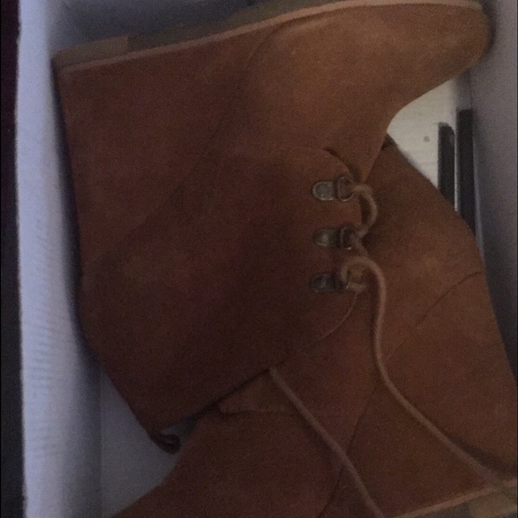 Brown suede booty size 7