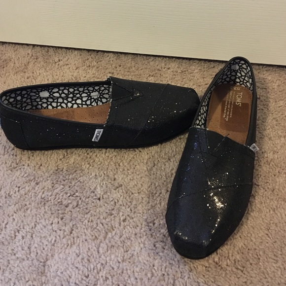 Black sparkly Toms