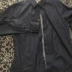 EXPRESS BUTTON DOWN