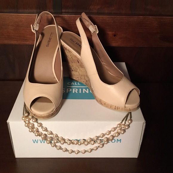 Beige wedges