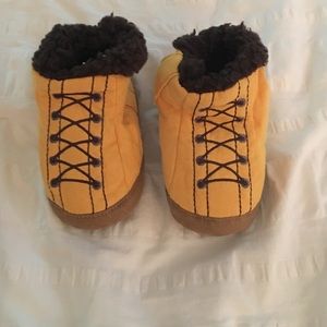 Baby slipper boots size 7! Brand new from target!!