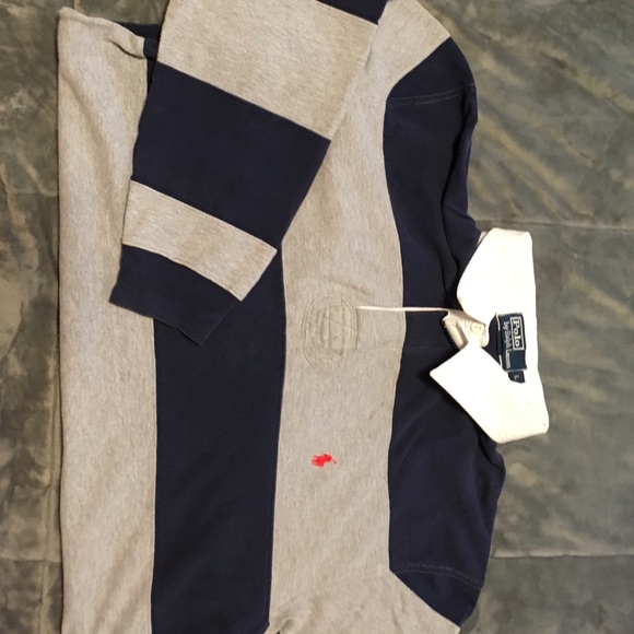 Long sleeve sweater-like