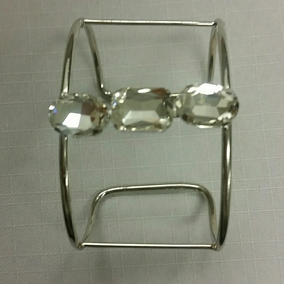 Crystal cuff - Picture 2 of 3