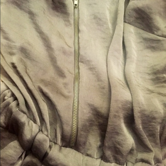 Romper - Picture 4 of 4