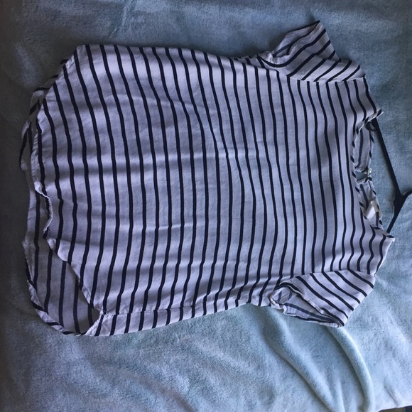 Black and white striped short sleeve