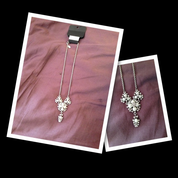 Pearl and crystal necklace